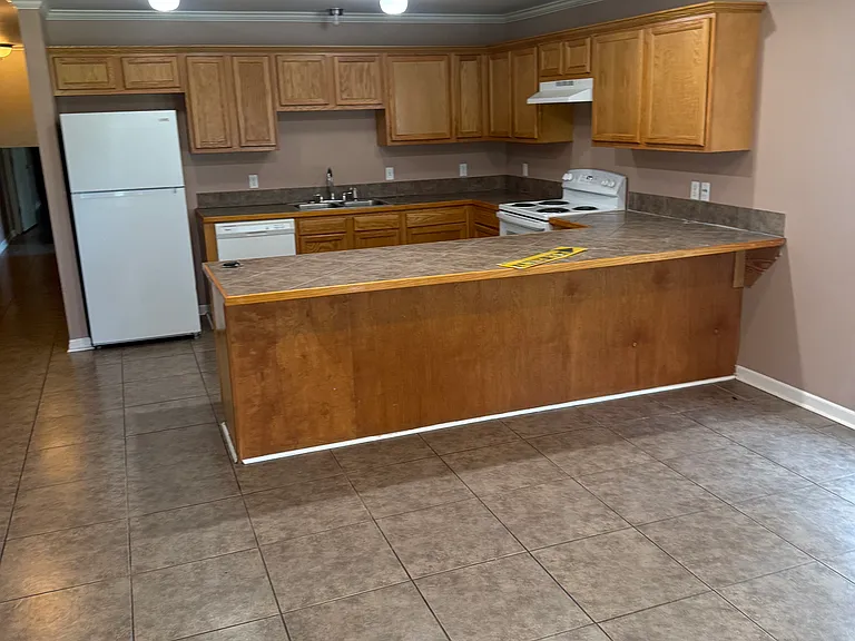 505 N Holly St #B — Photo 7