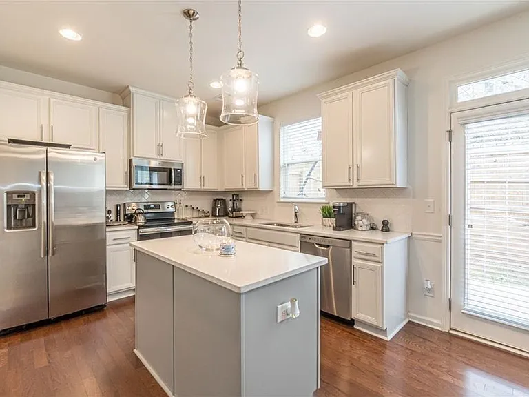 1506 River Oak Ln — Photo 5