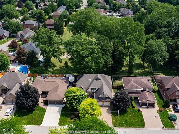 3rd image of 5940 Oxley Ave