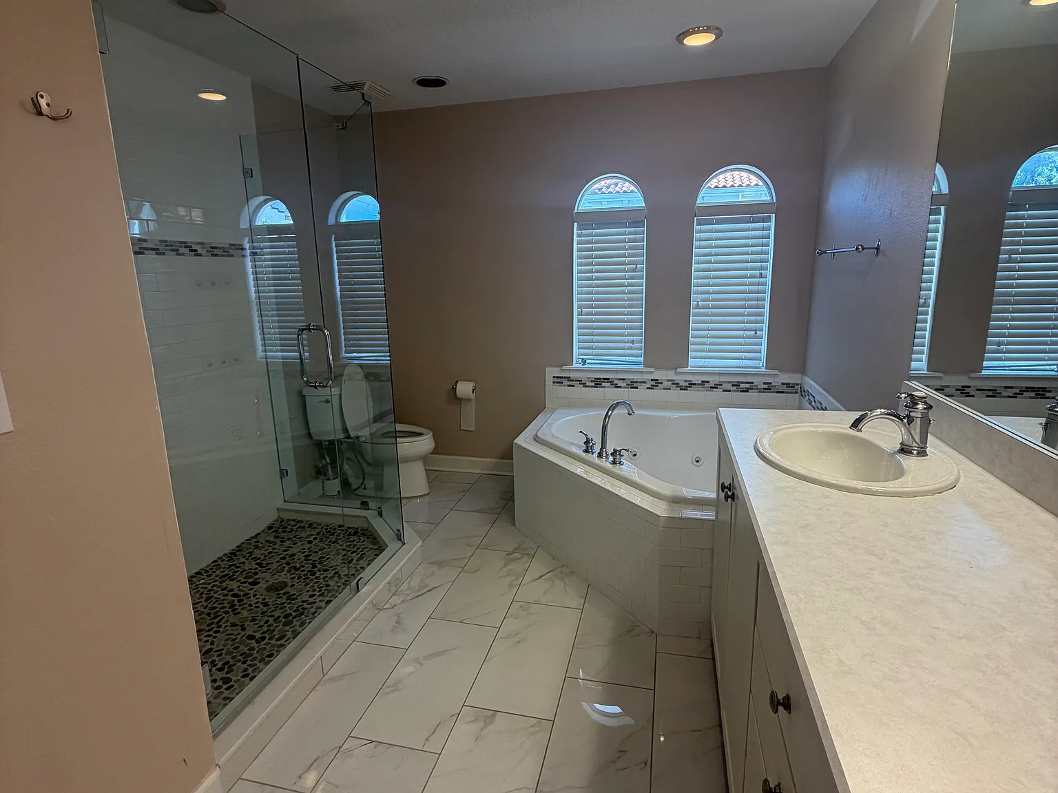 3 bed, 2.5 bath, 1920 sqft, $3,795 — Photo 4