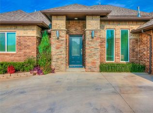 17405 Locust Grove Ln, Edmond, OK 73012