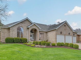 24650 W Manor Dr, Shorewood, IL