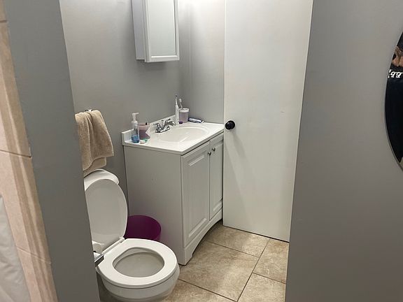 3rd image of 5514 S May St #2