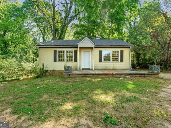 631 N Hairston Rd, Stone Mountain, GA 30083