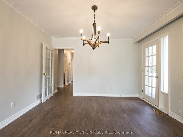 8 Weber Dr — Photo 9