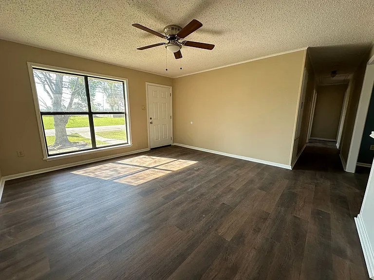 231 Jean Ellen Ave — Photo 16