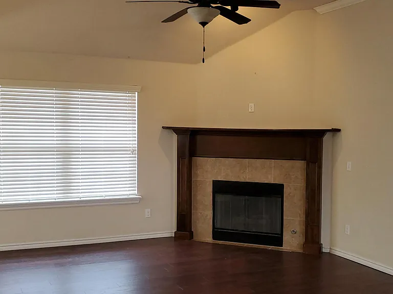 16113 Juliet Dr — Photo 9