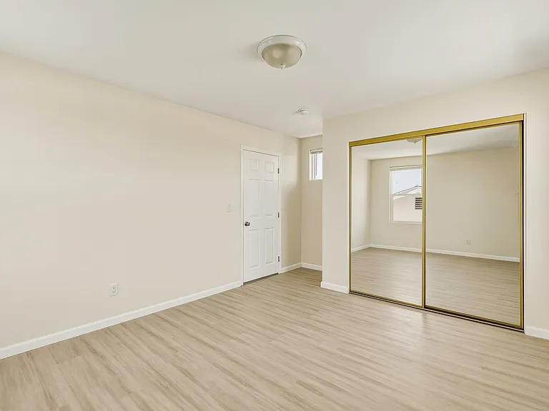 10909 S Burin Ave — Photo 23