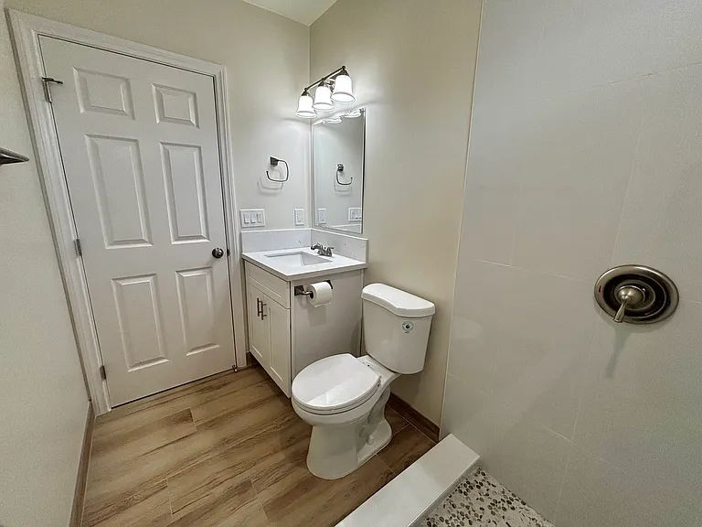 2732 Oceanside Blvd #2 — Photo 7