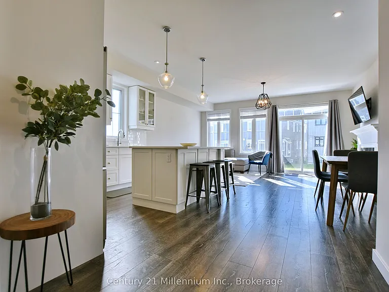 349 Yellow Birch Cres — Photo 10