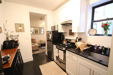 Rented by Dynamik Realty