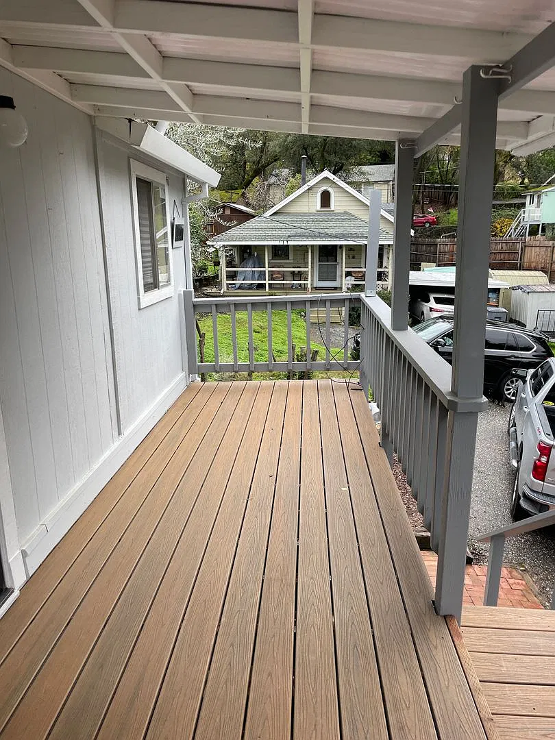 Quaint 2 Bedroom, 1 Bath House: Steps Away from Historic Old Town Auburn — Photo 2