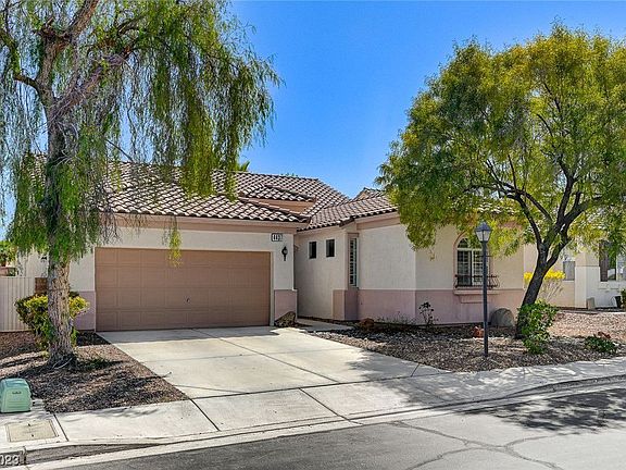 3rd image of 4437 Verdiccio Ave