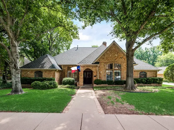 3900 Laurel Ln, Bedford, TX 76021