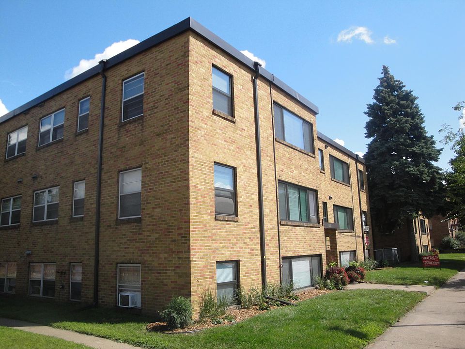1st image of 622 Snelling Ave S