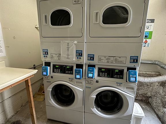 3rd image of 405 33rd Ave APT 305