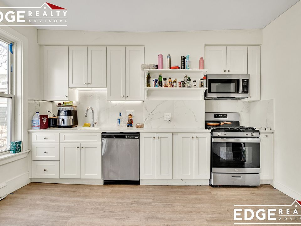 1st image of 20-22 Ashford St #20