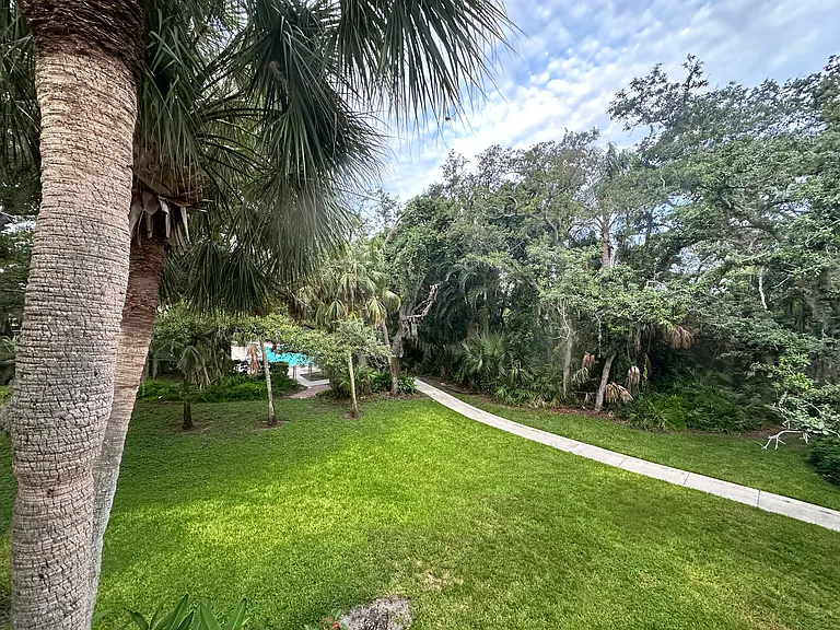 283 Sherwood Dr — Photo 9