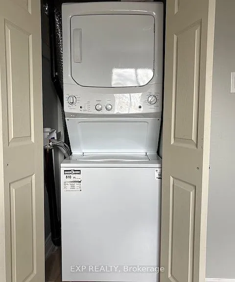 3270 Klaiman Dr — Photo 37
