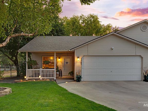 2nd image of 9985 W Mesquite Ct