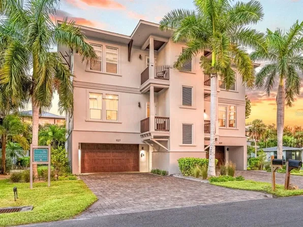 1027 CRESCENT STREET #1027, SARASOTA, FL 34242