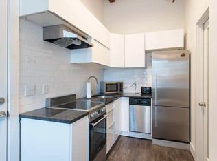 305 Commandants Way #9, Chelsea, MA 02150