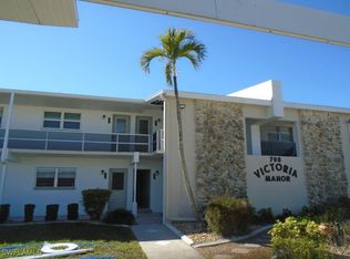 708 Victoria Dr APT 206, Cape Coral, FL 33904