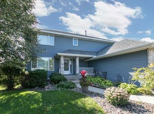 8952 Stratford Ct N, Brooklyn Park, MN 55443