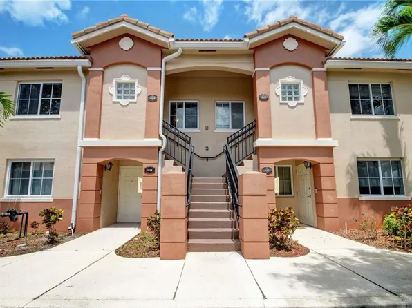 3481 Briar Bay Boulevard #204, Royal Palm Beach, FL 33411