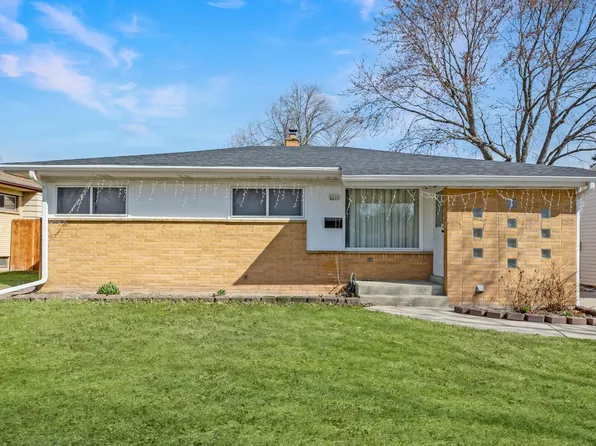 8622 West Ruby AVENUE, Milwaukee, WI 53225