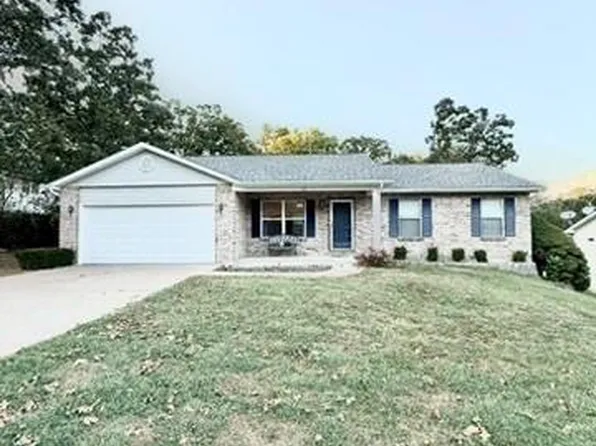 52 E Lakeview Dr, De Soto, MO 63020