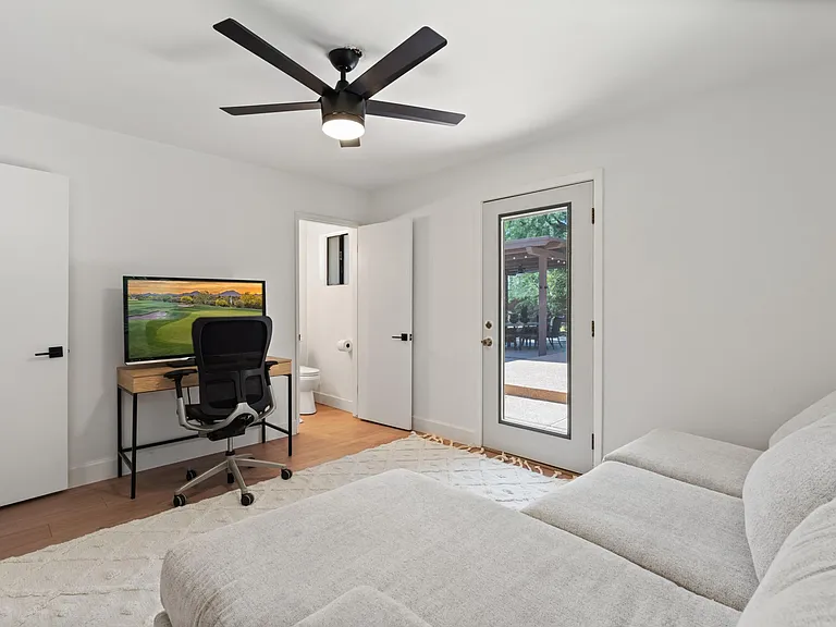 8744 N 6th Dr — Photo 33