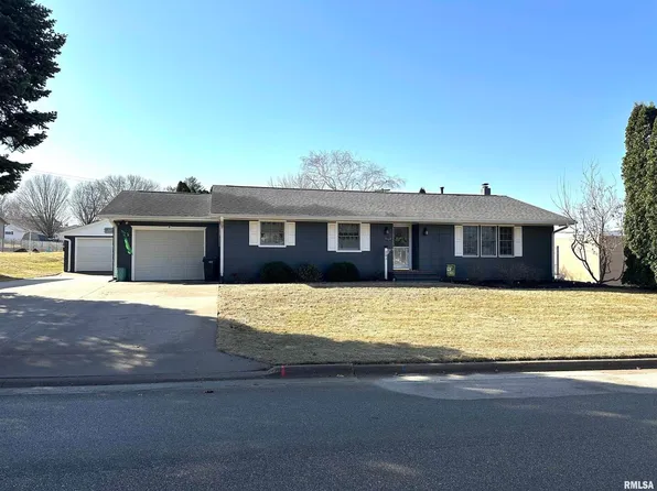 241 W School St, Preston, IA 52069