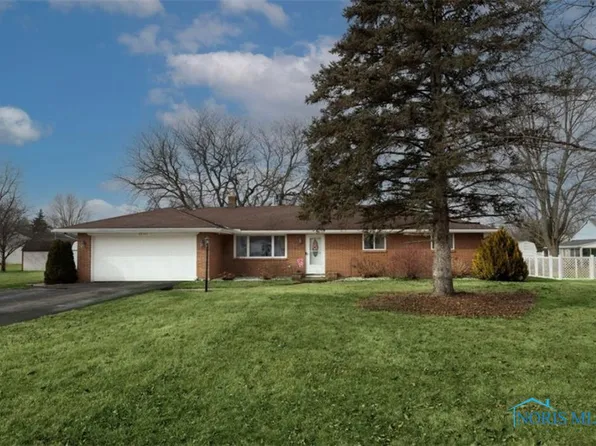 28543 Hille Dr, Millbury, OH 43447