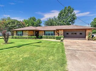 603 N Main St, Ector, TX 75439