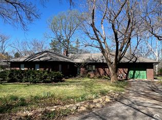 3 Westwood Rd, Lawrence, KS 66044
