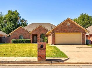 2005 Timberview Dr, Edmond, OK 73013