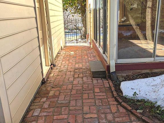 5th image of 3619 King William Dr