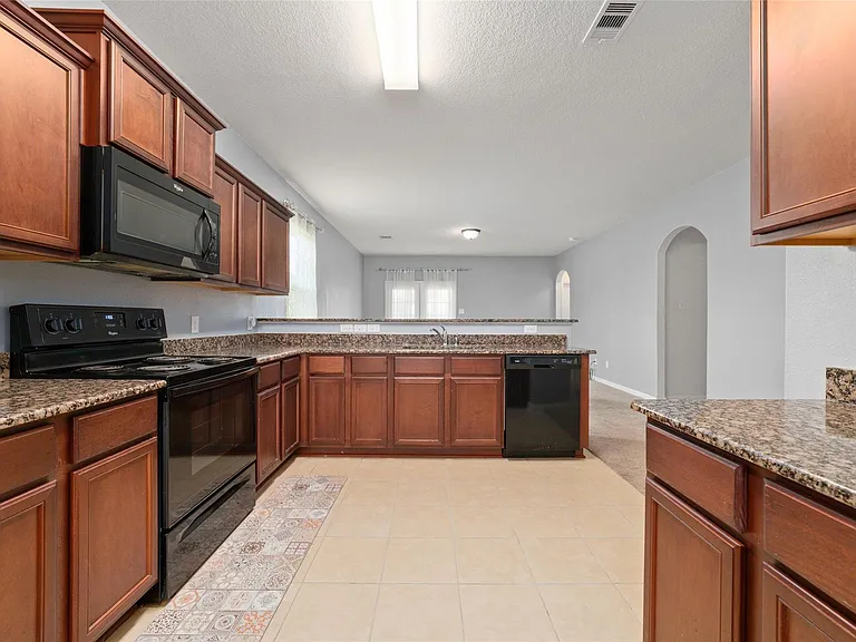 12054 Fairquarter Ln — Photo 7