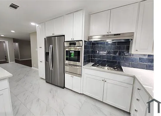 5 bed, $3,000 — Photo 2