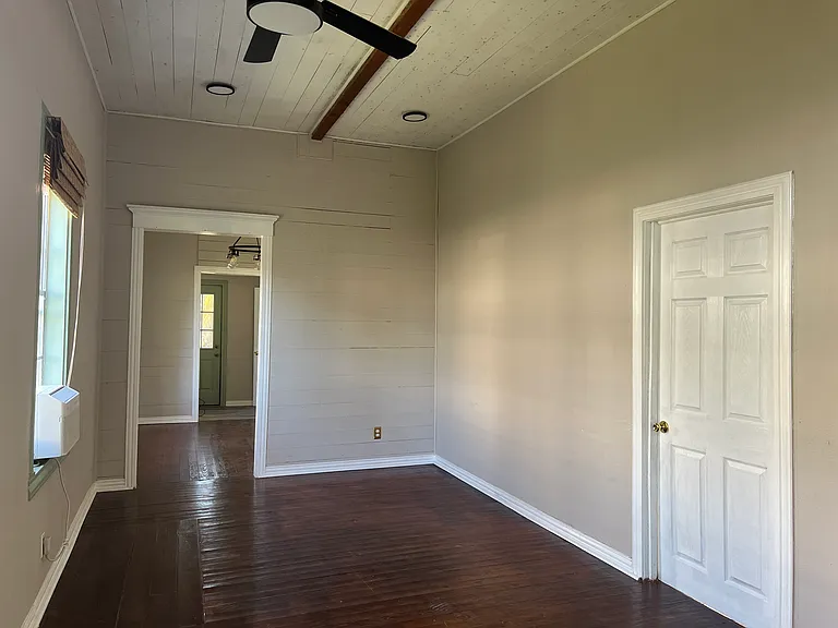 Polished Wooden Floors in the living & dining rooms