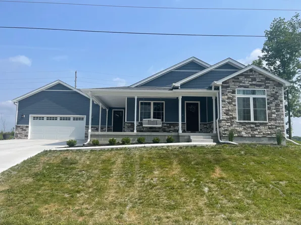 411 E Summit St, Bainbridge, IN 46105