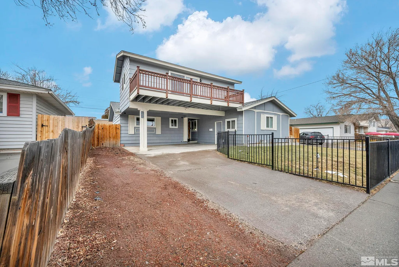 661 Beldon Way photo 1