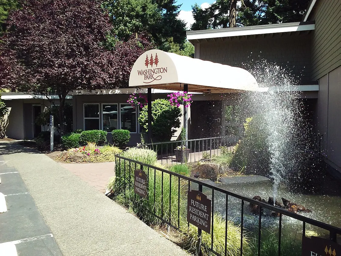 Washington Park Apartments — Photo 2