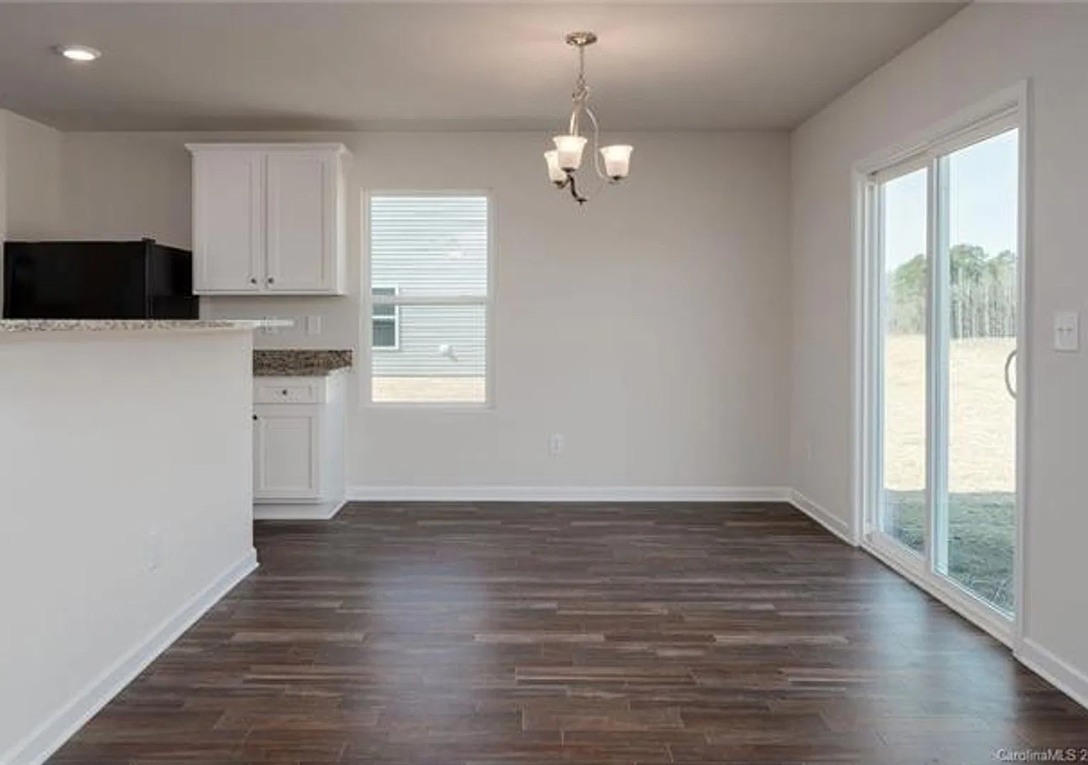 Brand New 3 BR home in Kings Mountain — Photo 4