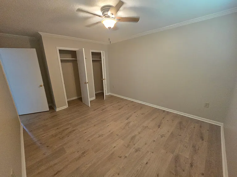 592 High Point Ter #3 — Photo 9