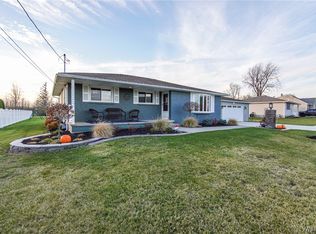 6734 Townline Rd, North Tonawanda, NY 14120