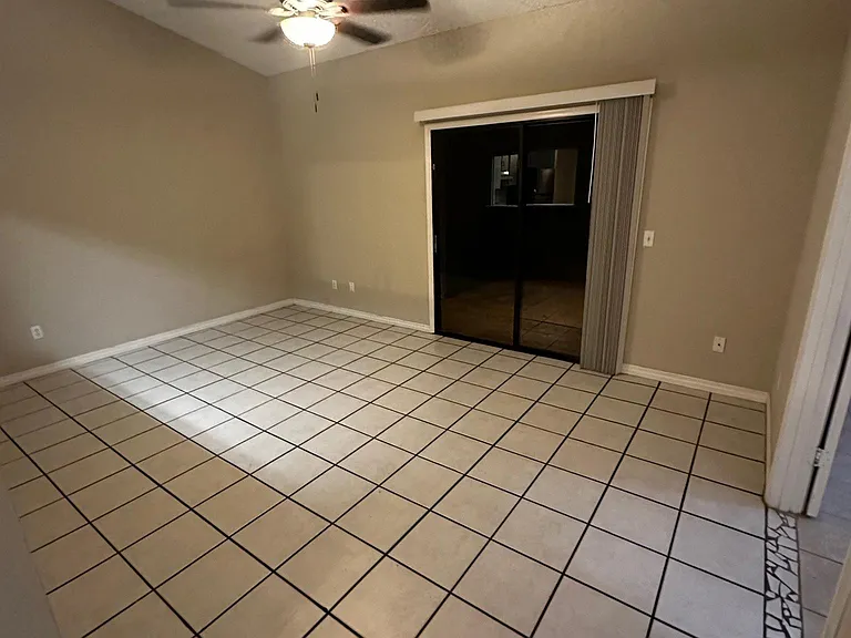 507 Mansfield Dr — Photo 15