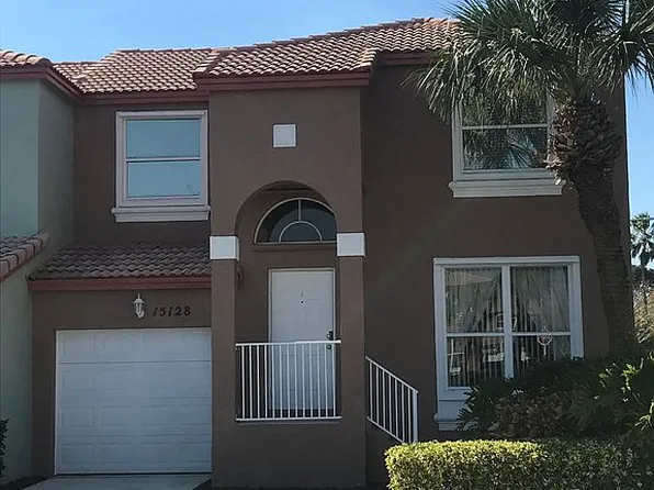 15128 NW 8th St, Pembroke Pines, FL 33028