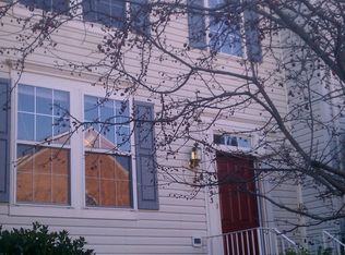 6393 Racetec Pl, Springfield, VA 22150